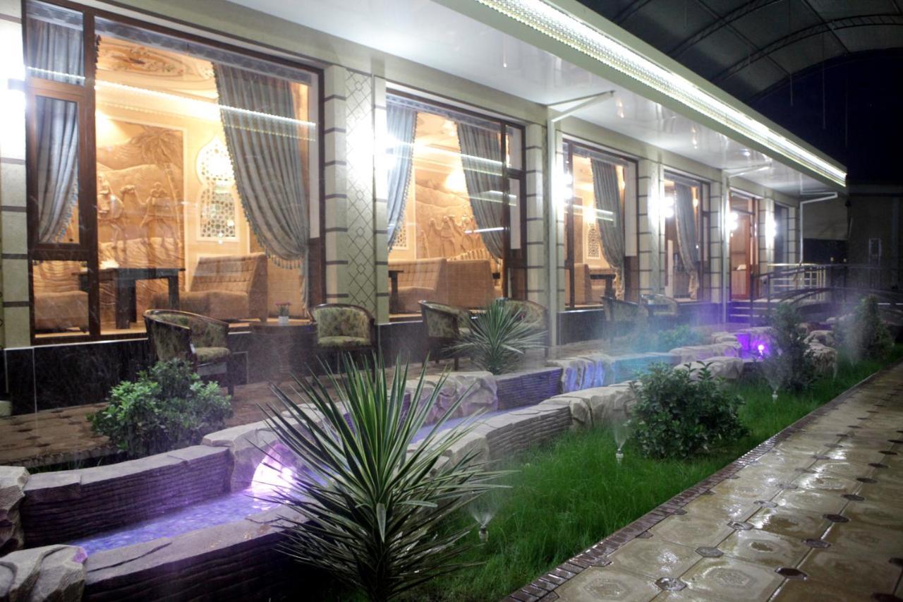 Hotel Naxshab Qarshi Exterior photo